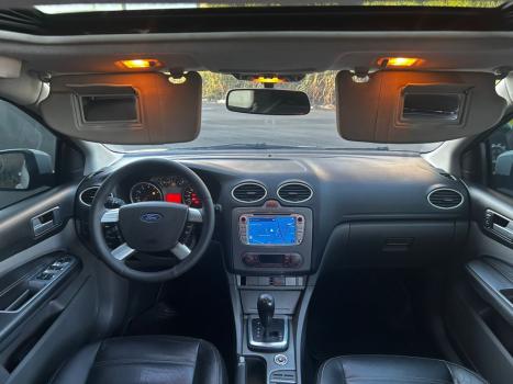 FORD Focus Hatch 2.0 16V 4P GHIA AUTOMTICO, Foto 10