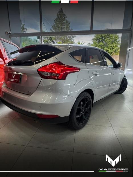 FORD Focus Hatch 2.0 16V 4P FLEX SE PLUS POWERSHIFT AUTOMTICO, Foto 2