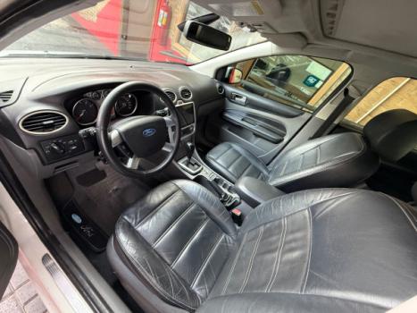 FORD Focus Hatch 2.0 16V 4P TITANIUM PLUS FLEX, Foto 8