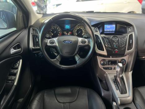 FORD Focus Hatch 2.0 16V 4P FLEX SE PLUS POWERSHIFT AUTOMTICO, Foto 3