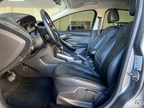 FORD Focus Hatch 2.0 16V 4P FLEX SE PLUS POWERSHIFT AUTOMTICO, Foto 8