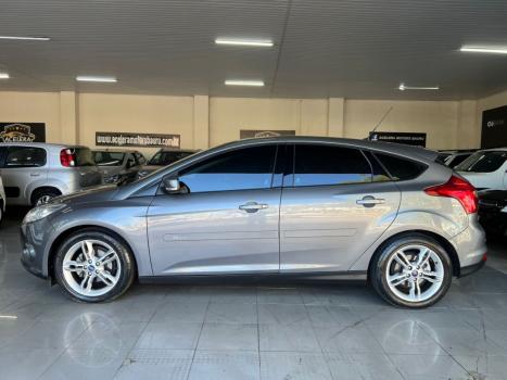 FORD Focus Hatch 2.0 16V 4P FLEX SE PLUS POWERSHIFT AUTOMTICO, Foto 13