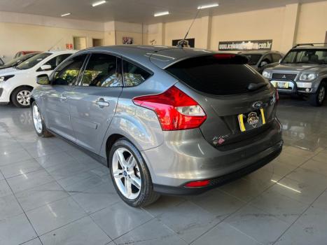 FORD Focus Hatch 2.0 16V 4P FLEX SE PLUS POWERSHIFT AUTOMTICO, Foto 14