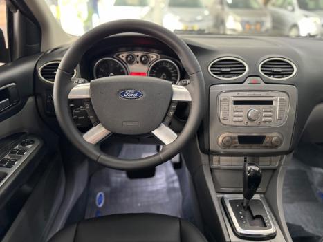 FORD Focus Hatch 2.0 16V 4P TITANIUM PLUS FLEX, Foto 10