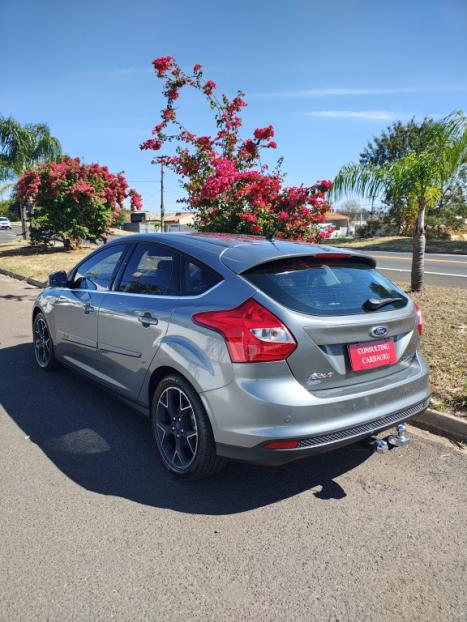 FORD Focus Hatch 2.0 16V 4P FLEX TITANIUM POWERSHIFT AUTOMTICO, Foto 2