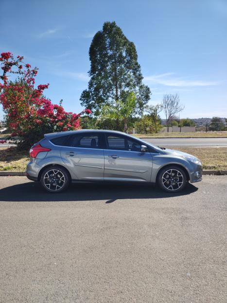 FORD Focus Hatch 2.0 16V 4P FLEX TITANIUM POWERSHIFT AUTOMTICO, Foto 3