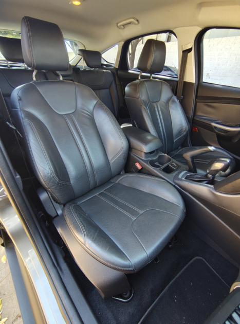 FORD Focus Hatch 2.0 16V 4P FLEX TITANIUM POWERSHIFT AUTOMTICO, Foto 9