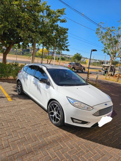 FORD Focus Hatch 2.0 16V 4P FLEX TITANIUM POWERSHIFT AUTOMTICO, Foto 3