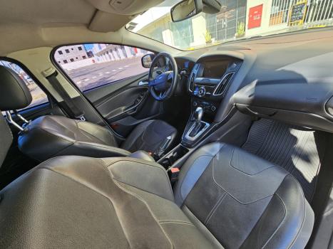 FORD Focus Hatch 2.0 16V 4P FLEX TITANIUM POWERSHIFT AUTOMTICO, Foto 6
