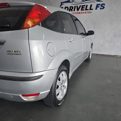 FORD Focus Hatch 2.0 16V 4P GHIA AUTOMTICO, Foto 7