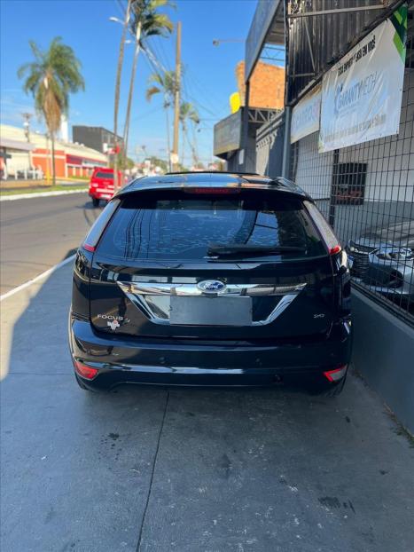 FORD Focus Hatch , Foto 5