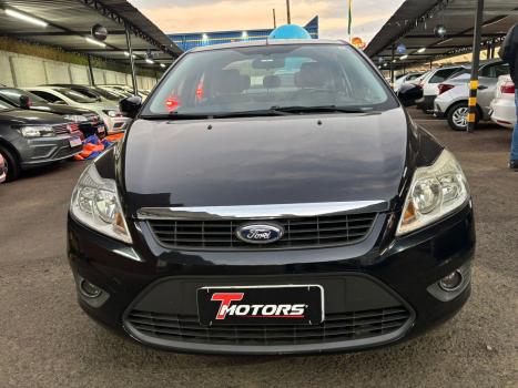 FORD Focus Sedan 1.6 16V 4P GL FLEX, Foto 2