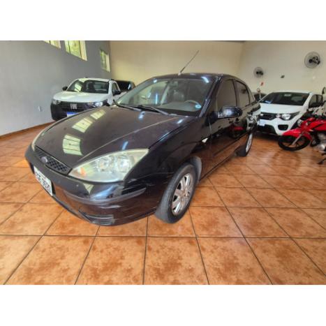 FORD Focus Sedan 1.6 4P GL FLEX, Foto 4