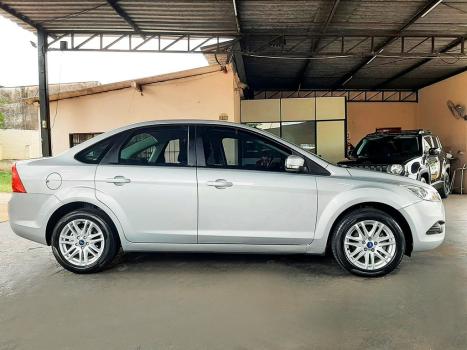 FORD Focus Sedan 2.0 16V 4P GLX AUTOMTICO, Foto 17