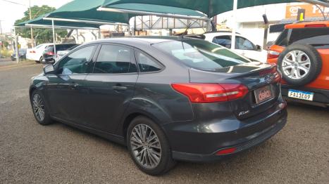 FORD Focus Sedan 2.0 16V 4P FLEX SE FASTBACK POWERSHIFT AUTOMTICO, Foto 6