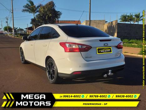 FORD Focus Sedan 2.0 16V 4P FLEX TITANIUM AUTOMTICO, Foto 5