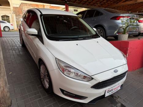 FORD Focus Sedan 2.0 16V 4P SE DIRECT FLEX, Foto 3