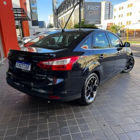 FORD Focus Sedan 2.0 16V 4P FLEX TITANIUM PLUS POWERSHIFT AUTOMTICO, Foto 5
