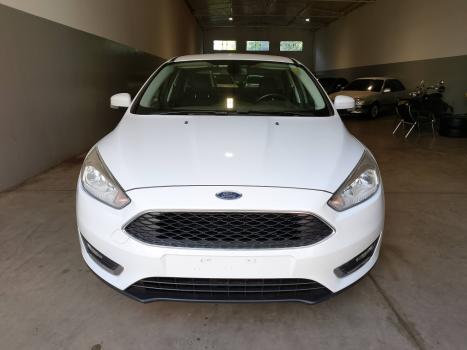 FORD Focus Sedan 2.0 16V 4P FLEX SE PLUS FASTBACK POWERSHIFT AUTOMTICO, Foto 3