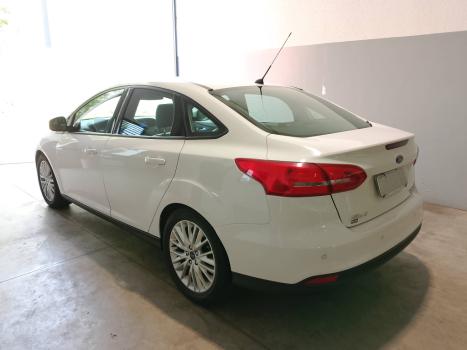 FORD Focus Sedan 2.0 16V 4P FLEX SE PLUS FASTBACK POWERSHIFT AUTOMTICO, Foto 4