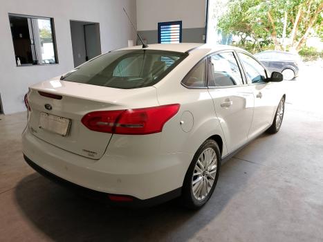 FORD Focus Sedan 2.0 16V 4P FLEX SE PLUS FASTBACK POWERSHIFT AUTOMTICO, Foto 9