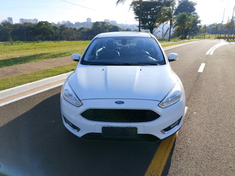 FORD Focus Sedan 2.0 16V 4P FLEX SE PLUS FASTBACK POWERSHIFT AUTOMTICO, Foto 3