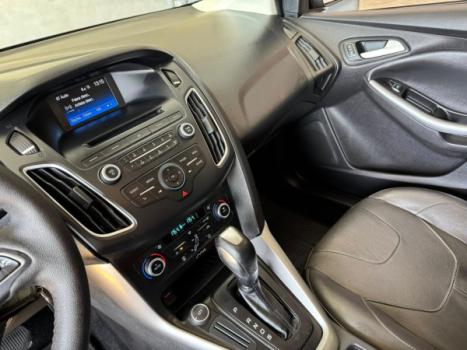 FORD Focus Sedan 2.0 16V 4P FLEX SE PLUS FASTBACK POWERSHIFT AUTOMTICO, Foto 15