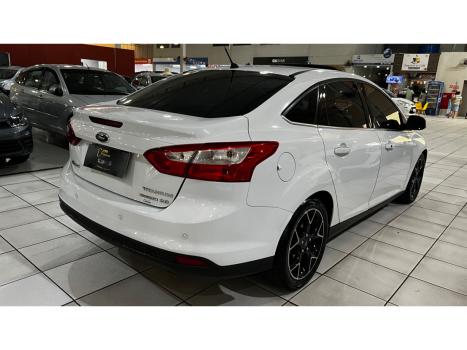 FORD Focus Sedan 2.0 16V 4P FLEX TITANIUM PLUS POWERSHIFT AUTOMTICO, Foto 4
