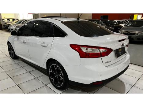 FORD Focus Sedan 2.0 16V 4P FLEX TITANIUM PLUS POWERSHIFT AUTOMTICO, Foto 5