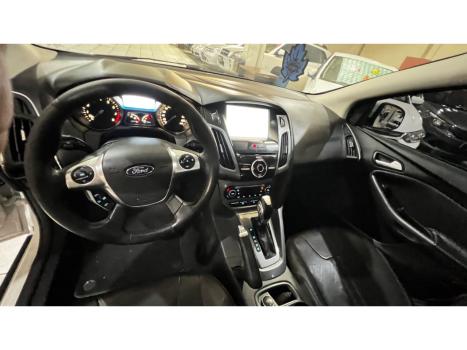 FORD Focus Sedan 2.0 16V 4P FLEX TITANIUM PLUS POWERSHIFT AUTOMTICO, Foto 7