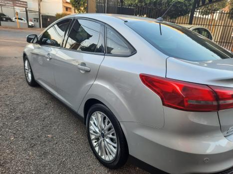 FORD Focus Sedan 2.0 16V 4P FLEX SE PLUS FASTBACK POWERSHIFT AUTOMTICO, Foto 4