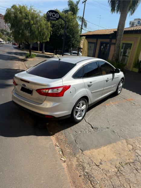 FORD Focus Sedan 2.0 16V 4P FLEX S POWERSHIFT AUTOMTICO, Foto 6