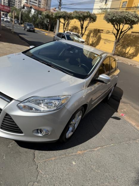 FORD Focus Sedan 2.0 16V 4P FLEX S POWERSHIFT AUTOMTICO, Foto 13