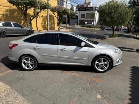 FORD Focus Sedan 2.0 16V 4P FLEX S POWERSHIFT AUTOMTICO, Foto 15