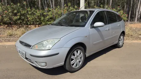 FORD Focus Sedan 2.0 16V 4P GHIA, Foto 1