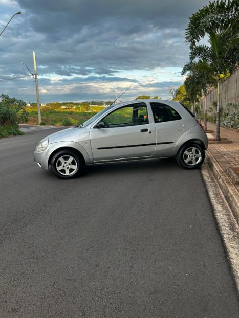 FORD Ka Hatch 1.0 GL, Foto 4