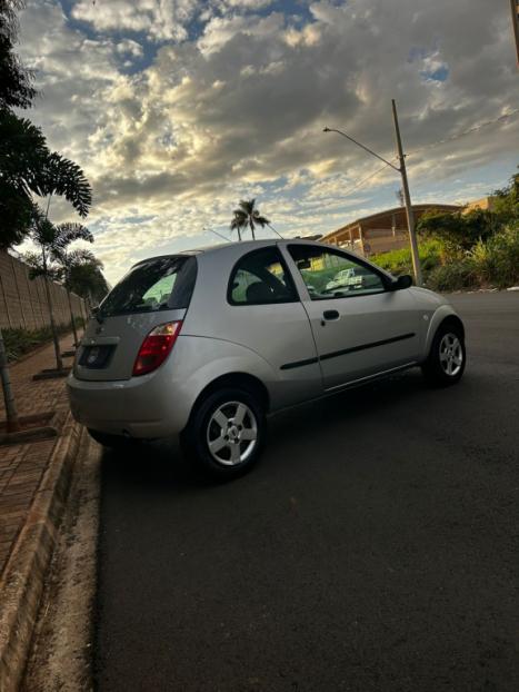 FORD Ka Hatch 1.0 GL, Foto 6
