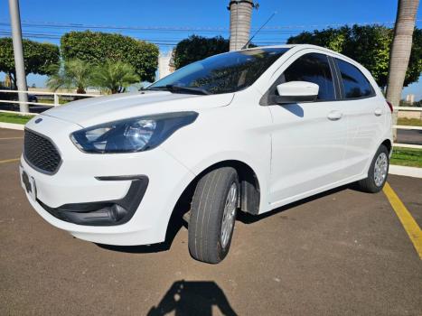 FORD Ka Hatch 1.5 12V 4P TI-VCT SE FLEX, Foto 3