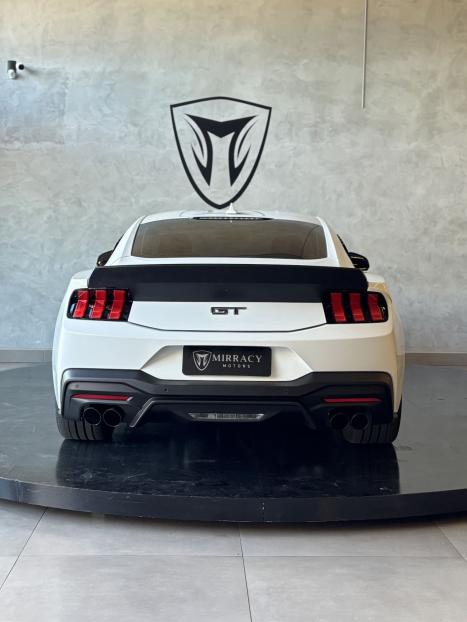 FORD Mustang 5.0 V8 32V COUP GT PERFORMANCE AUTOMTICO, Foto 3