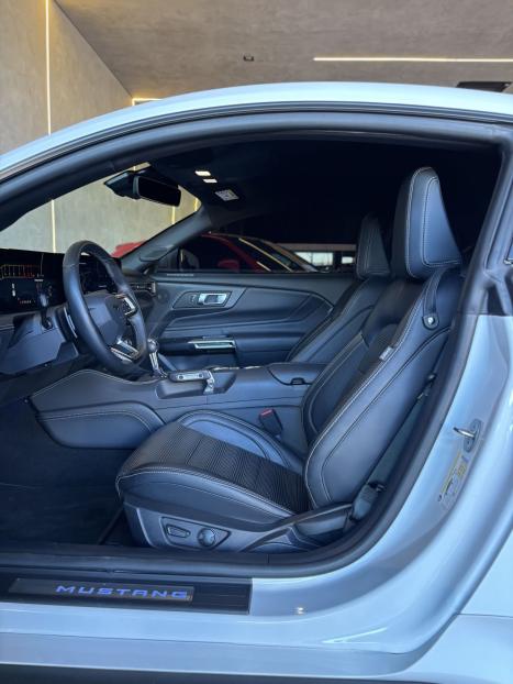 FORD Mustang 5.0 V8 32V COUP GT PERFORMANCE AUTOMTICO, Foto 9