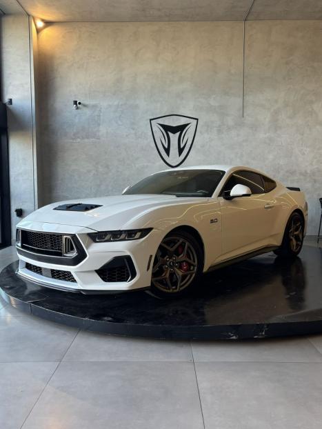 FORD Mustang 5.0 V8 32V COUP GT PERFORMANCE AUTOMTICO, Foto 1