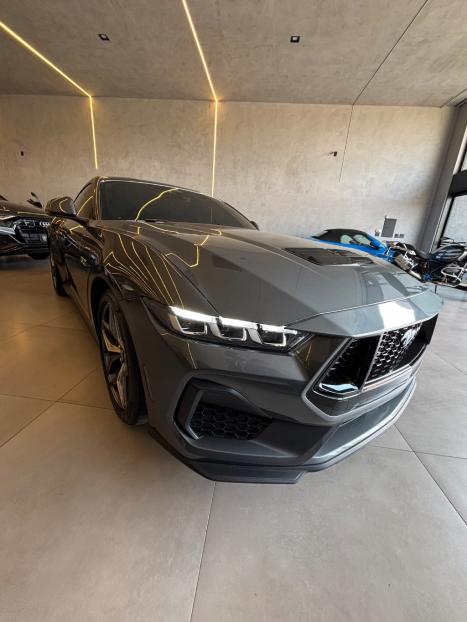 FORD Mustang 5.0 V8 32V COUP GT PERFORMANCE AUTOMTICO, Foto 2