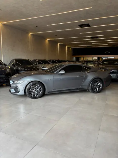 FORD Mustang 5.0 V8 32V COUP GT PERFORMANCE AUTOMTICO, Foto 6