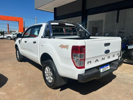 FORD Ranger 2.2 16V XLS DIESEL 4X4 CABINE DUPLA, Foto 7