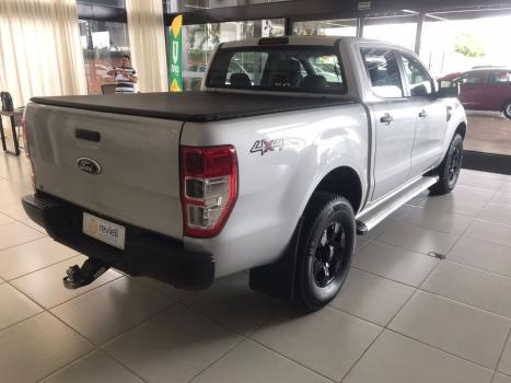 FORD Ranger 2.2 16V XLS DIESEL 4X4 CABINE DUPLA, Foto 4