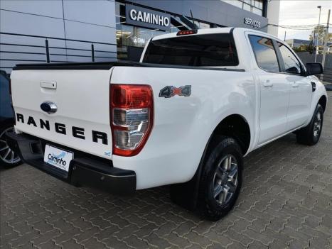 FORD Ranger 2.2 16V XLS DIESEL 4X4 CABINE DUPLA AUTOMTICO, Foto 5