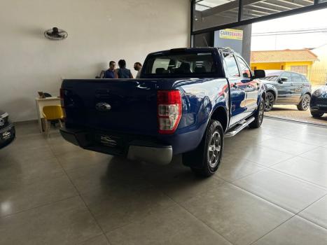 FORD Ranger 2.2 16V XLS DIESEL 4X4 CABINE DUPLA AUTOMTICO, Foto 4