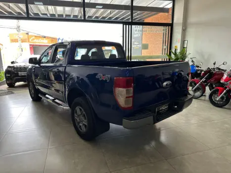 FORD Ranger 2.2 16V XLS DIESEL 4X4 CABINE DUPLA AUTOMTICO, Foto 6