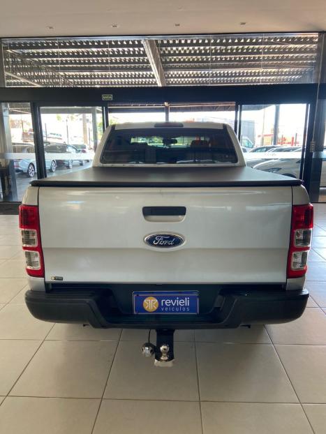 FORD Ranger 2.2 16V 4X4 XL DIESEL CABINE DUPLA, Foto 6