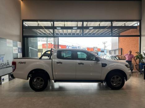 FORD Ranger 2.2 16V XLS DIESEL 4X4 CABINE DUPLA AUTOMTICO, Foto 9